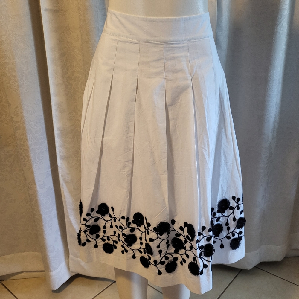 NWT Talbots Women Pleated Floral Border Midi Skirt, Size 16, White And Black